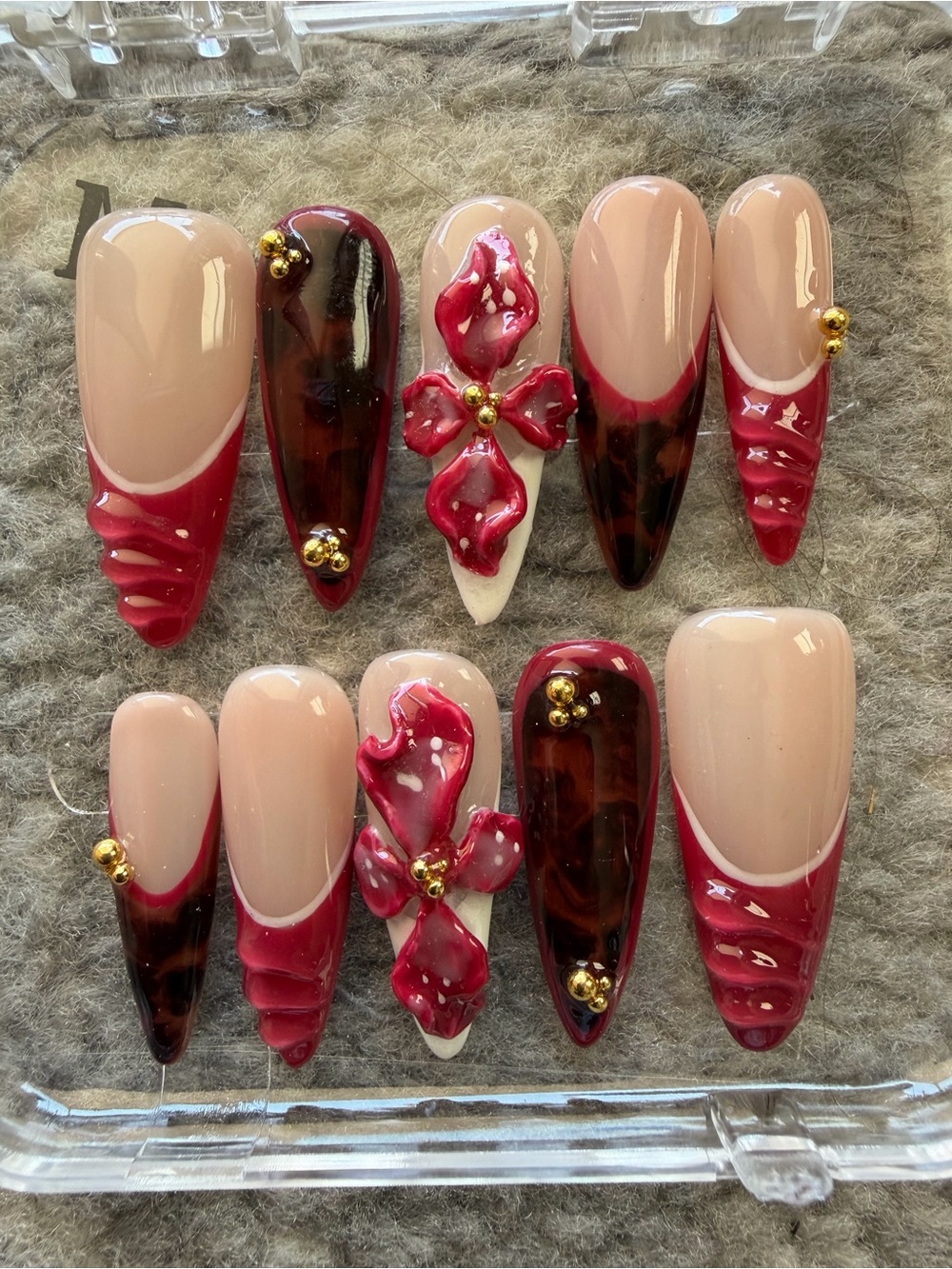 **NWT**Nude & Burgundy Floral Stiletto Press-On Nails